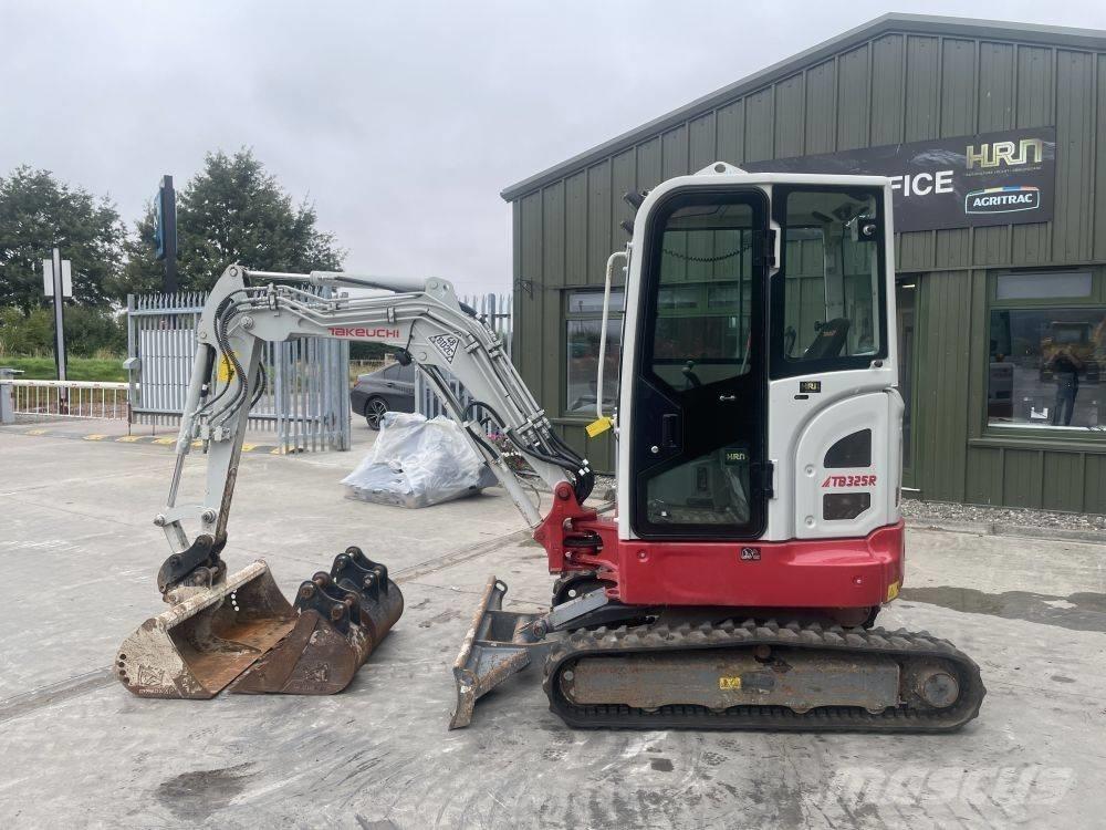 Takeuchi TB 325 R Minigrävare < 7t
