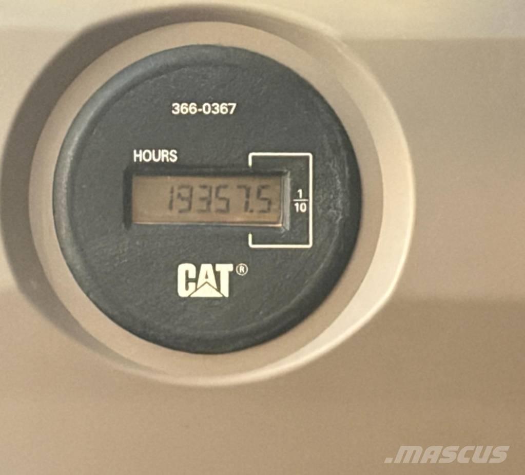 CAT 330FL Bandgrävare