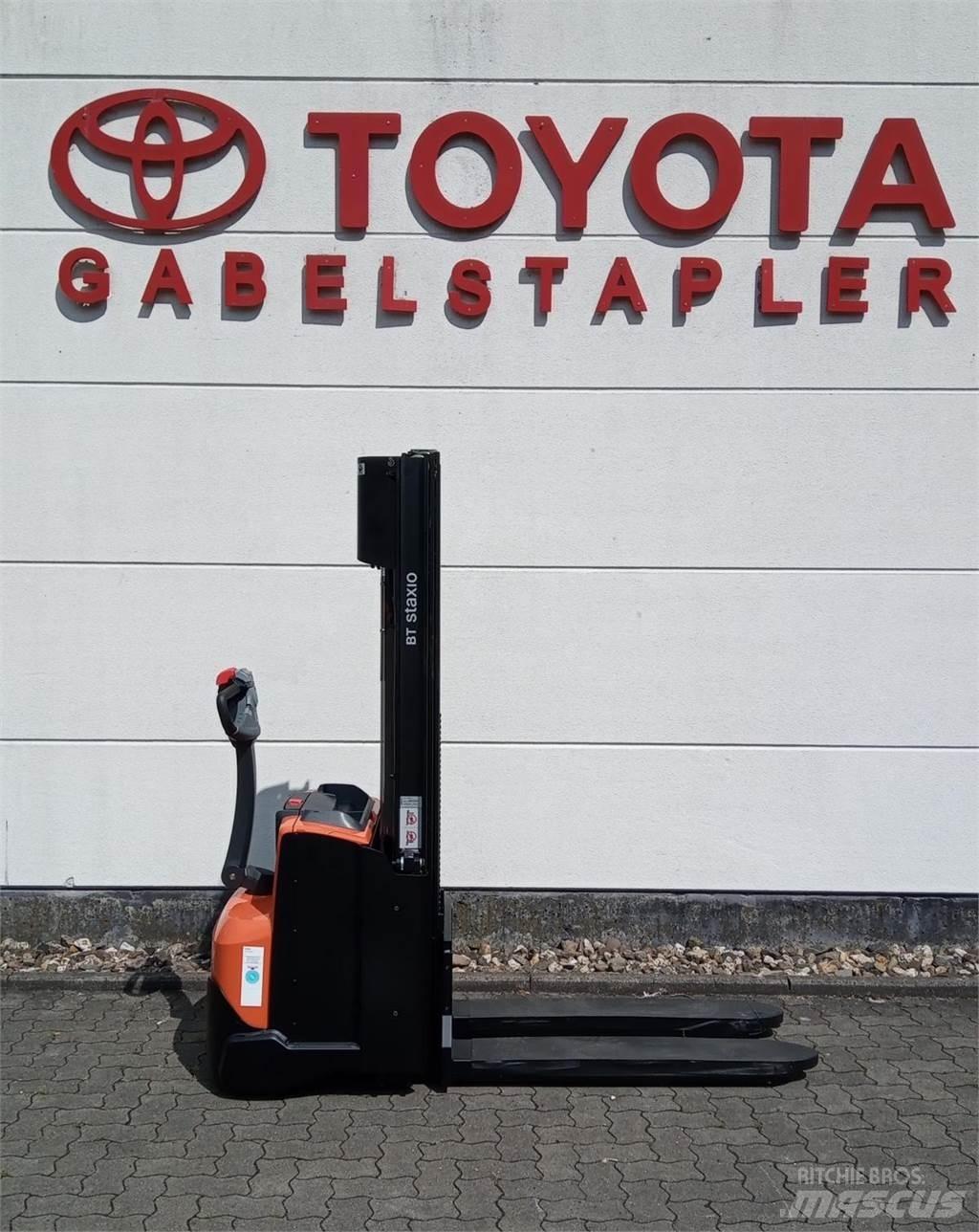 Toyota SWE140L Staplare-led
