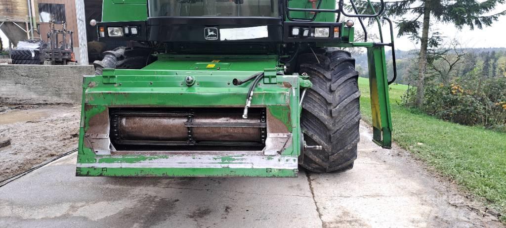 John Deere 2056HM Skördetröskor