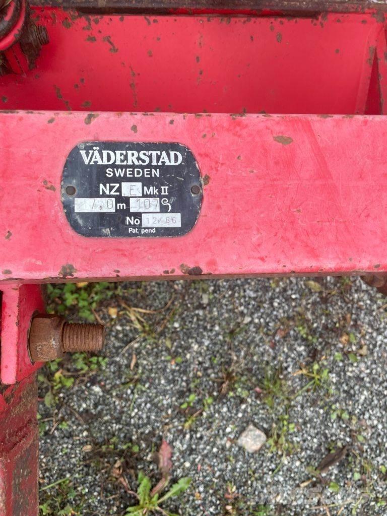 Väderstad NZE Harvar