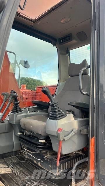 Doosan DX 140 LCR-3 Bandgrävare