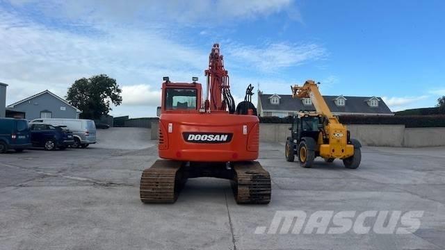 Doosan DX 140 LCR-3 Bandgrävare