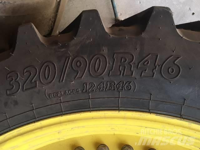 John Deere 6820 Däck, hjul och fälgar