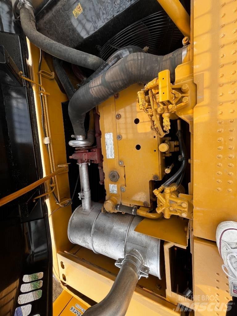 CAT CAT320D Bandgrävare