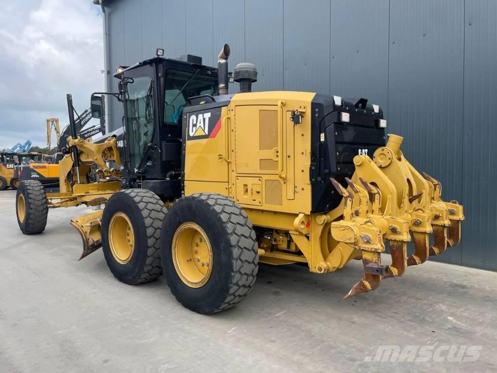 CAT 140M3 Väghyvlar