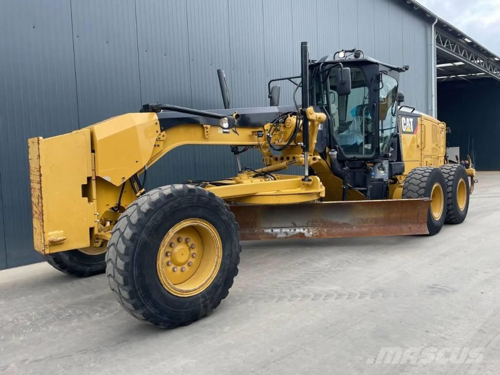 CAT 140M3 Väghyvlar