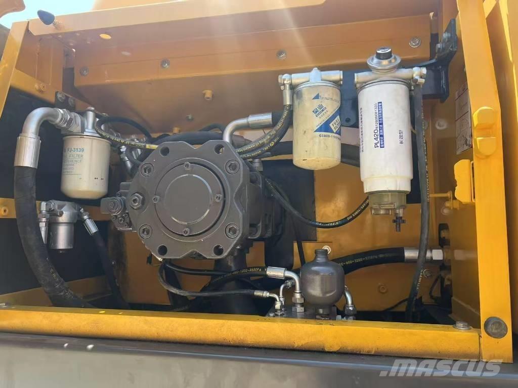 Volvo EC 380 Bandgrävare