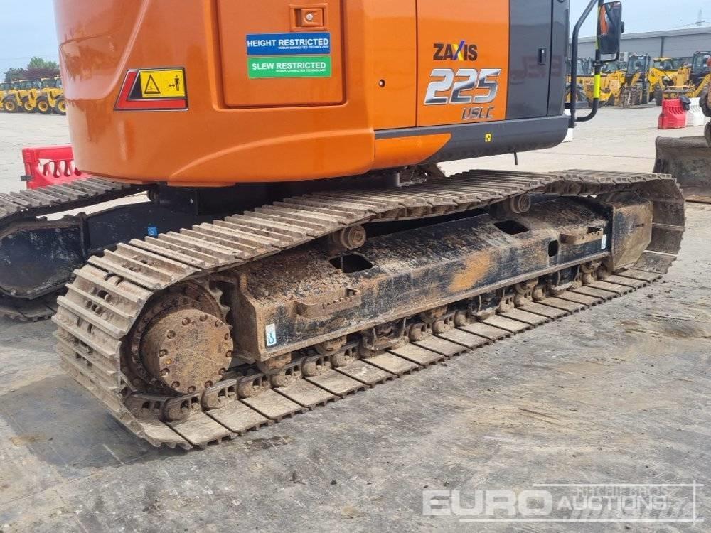 Hitachi ZX225USLC-7 Bandgrävare
