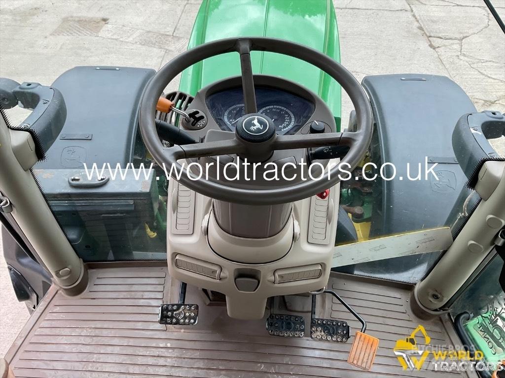 John Deere 6215 R Traktorer