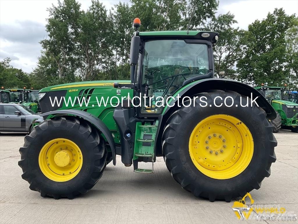 John Deere 6215 R Traktorer