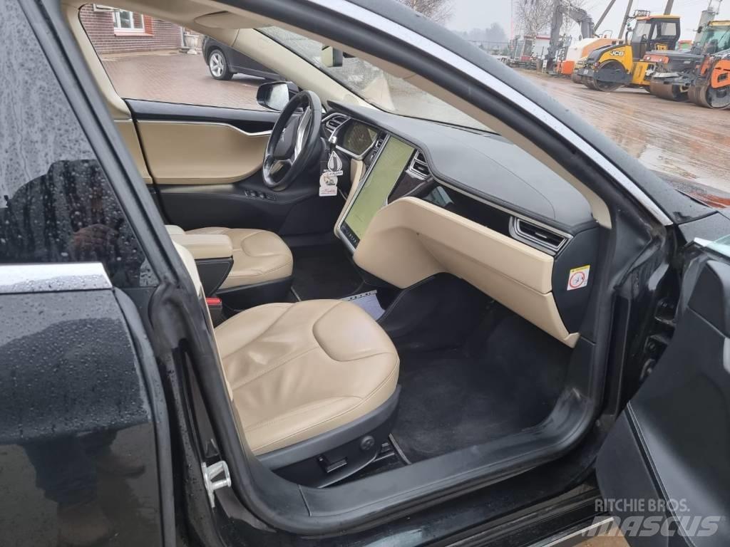 Tesla Model S P85 Personbilar