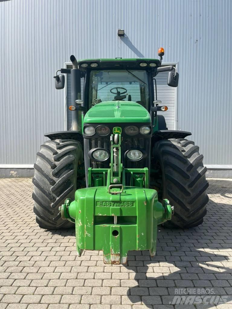 John Deere 8320 R Traktorer