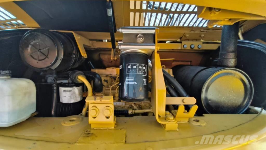 CAT 308 CR Minigrävare < 7t