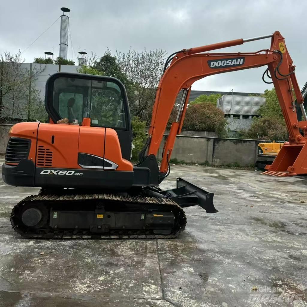 Doosan DX 60-9 C Minigrävare < 7t
