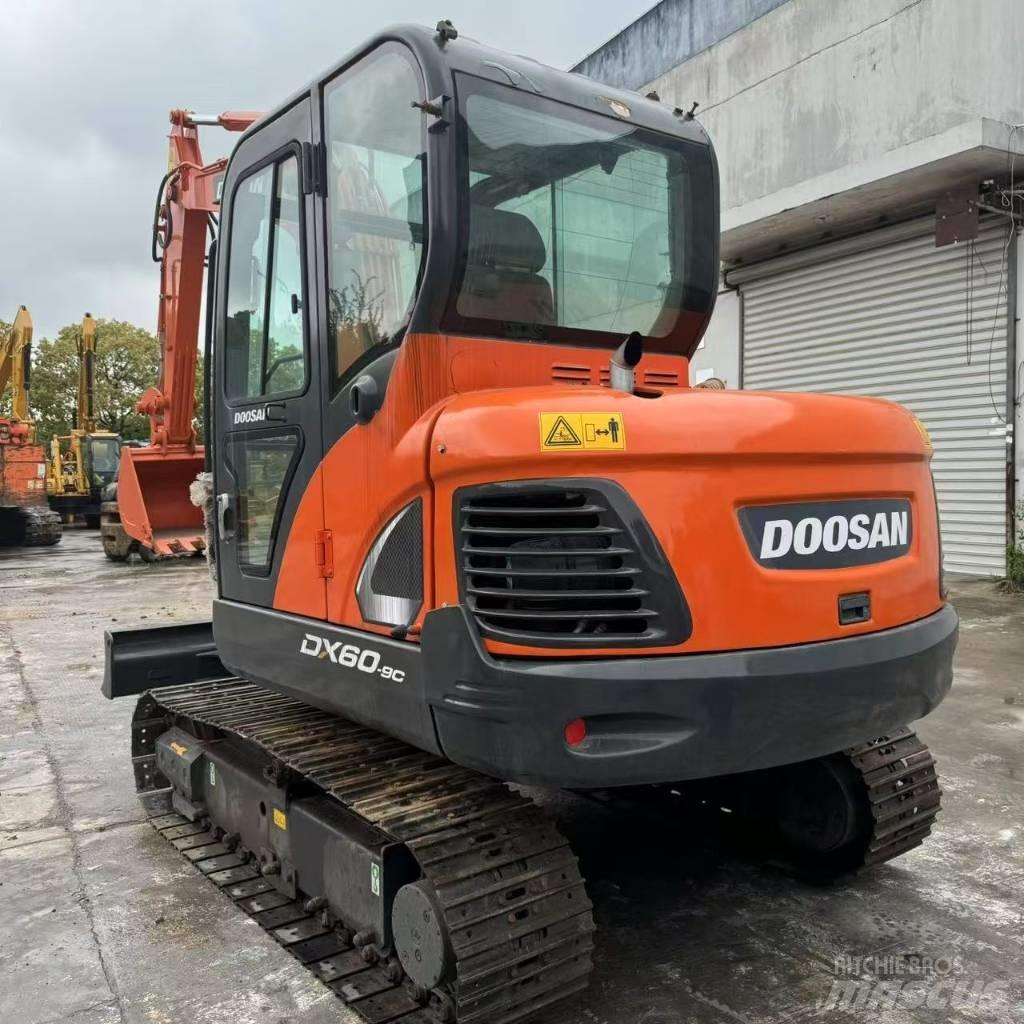 Doosan DX 60-9 C Minigrävare < 7t