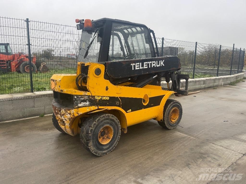 JCB TLT 30 D 4x4 !! Teleskoplastare