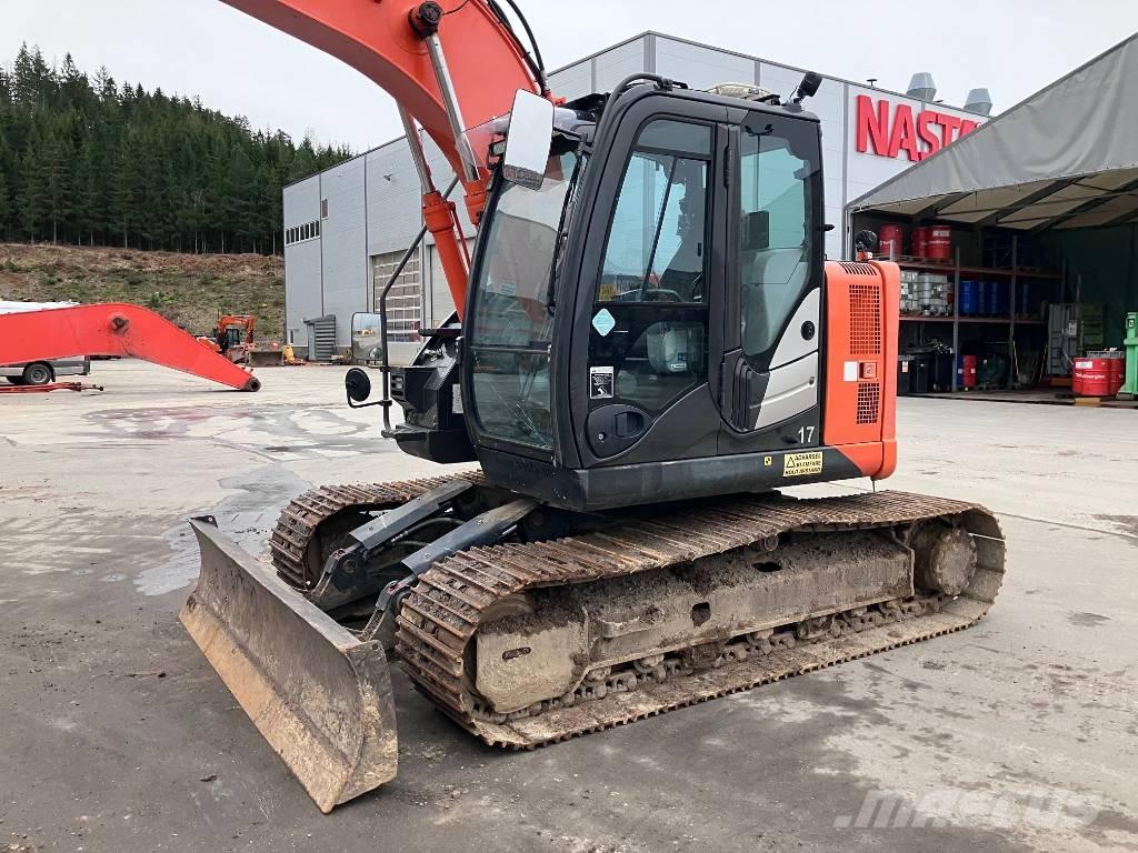 Hitachi ZX 135 US-5 Bandgrävare