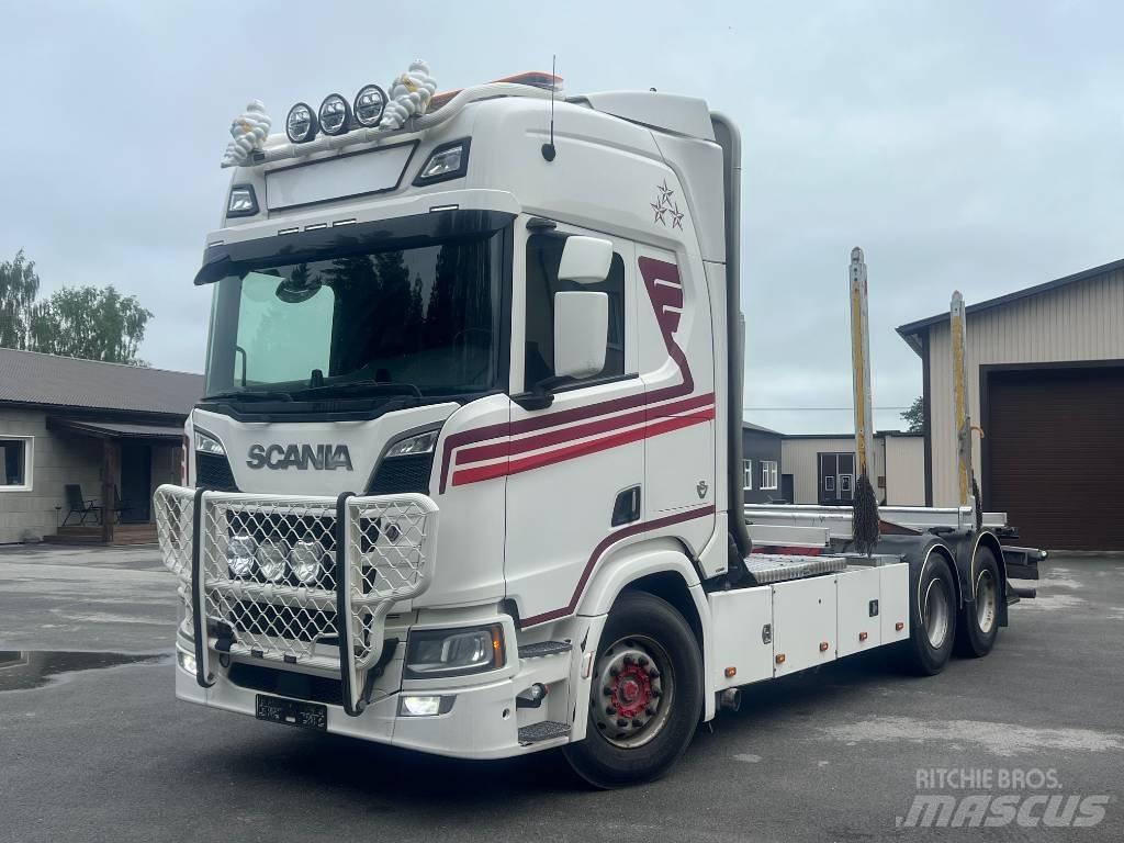 Scania R 730 B6X4NB Timmerbilar