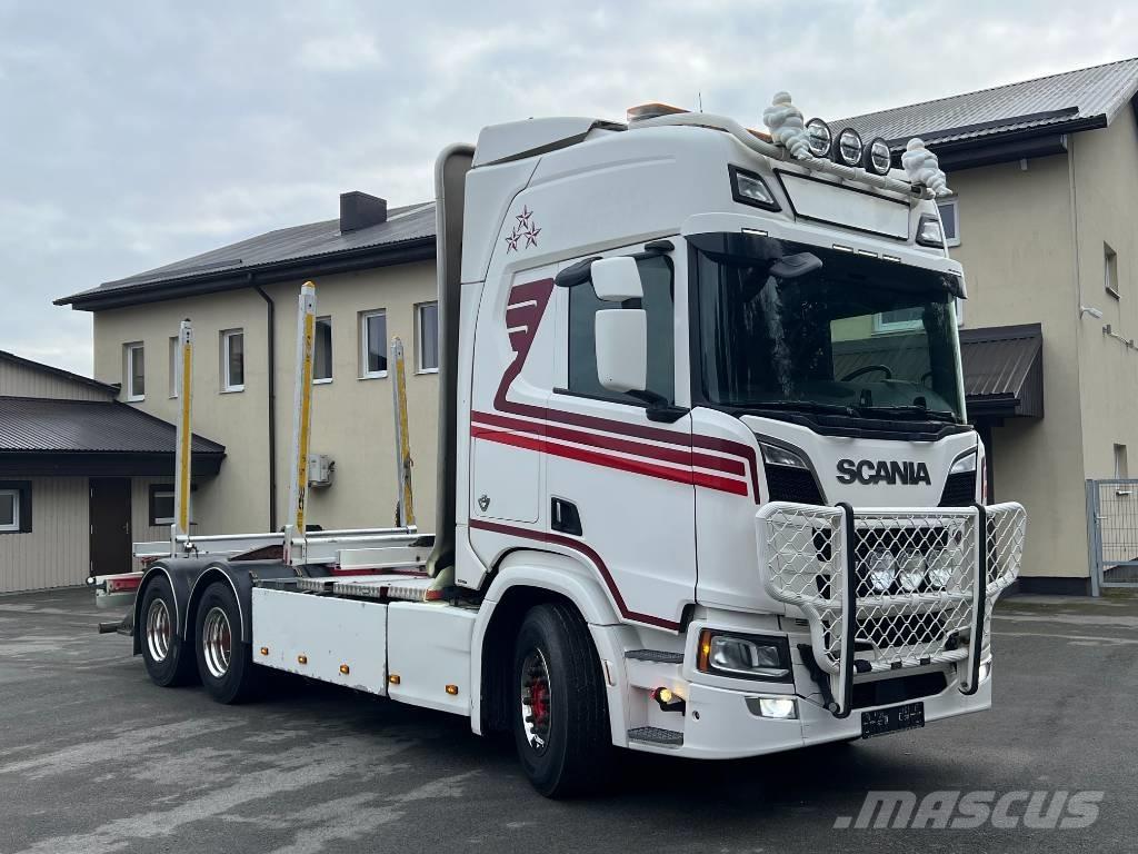 Scania R 730 B6X4NB Timmerbilar