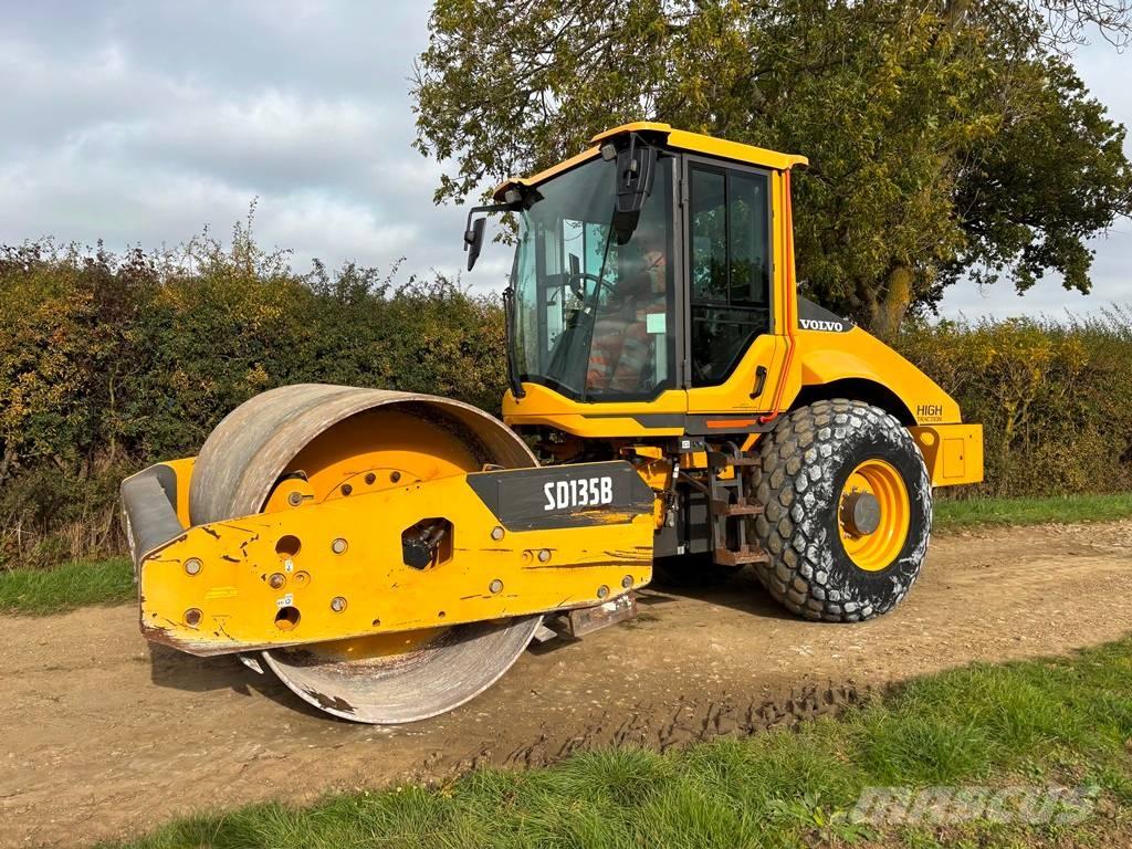 Volvo SD 135 B Envalsvältar