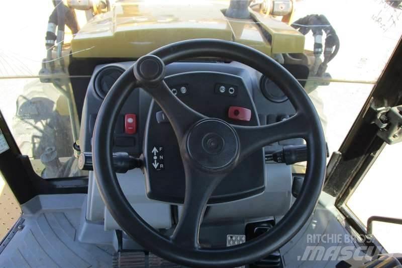 CAT 428F Grävlastare