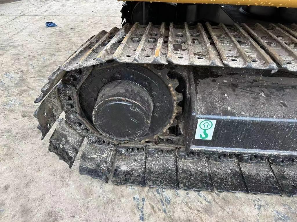 CAT 307  E Bandgrävare