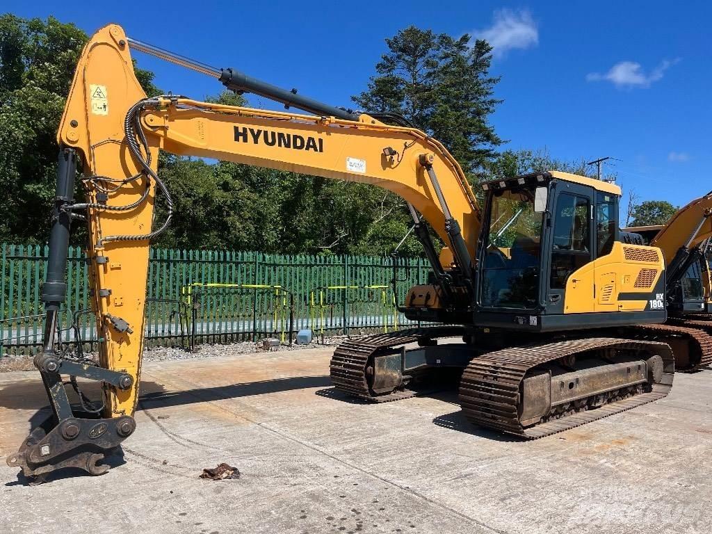 Hyundai HX 180 L Bandgrävare