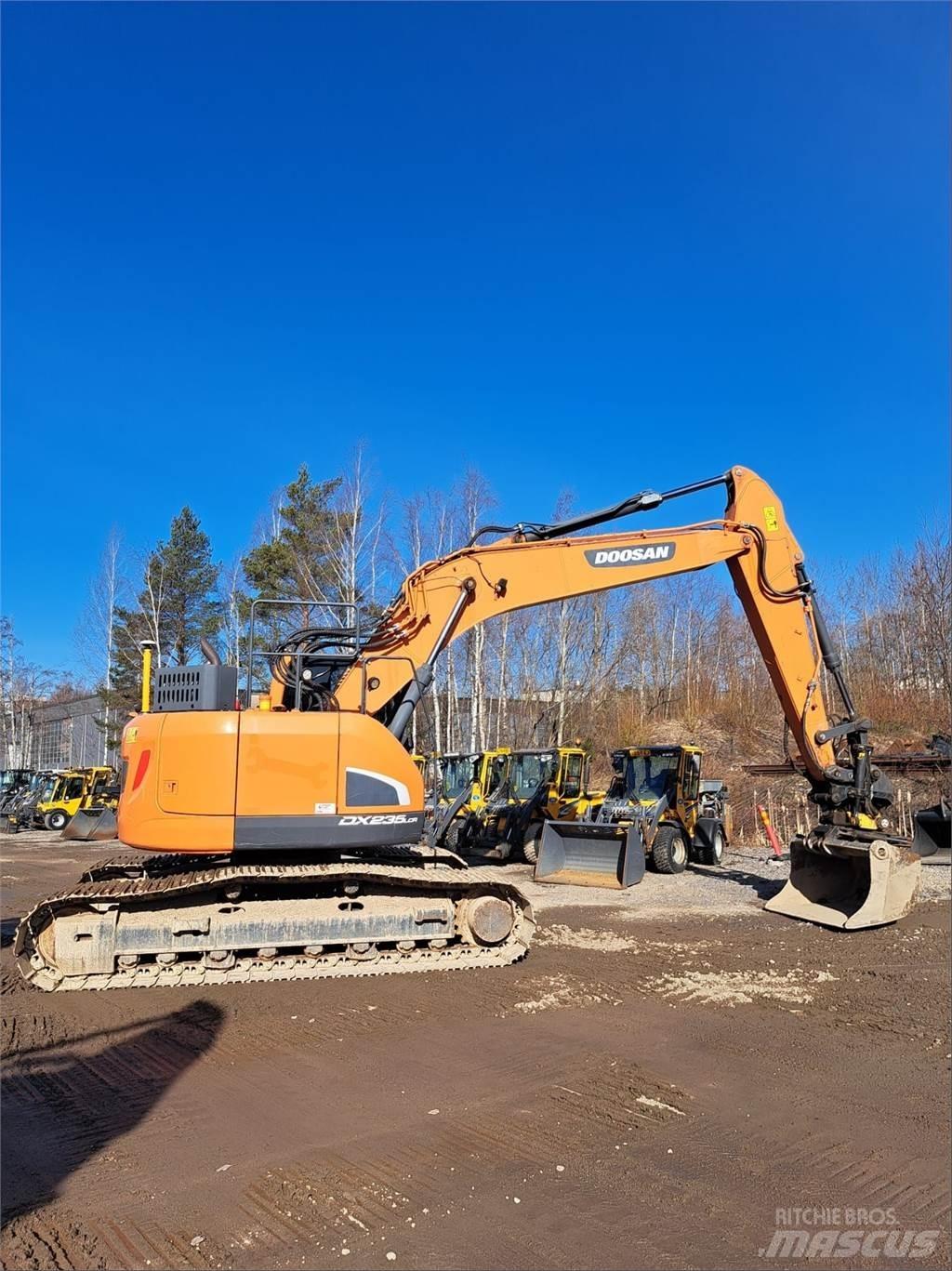 Doosan DX235LCR-5 Bandgrävare