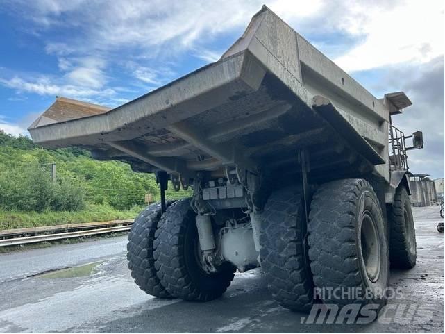 Komatsu HD605-7 Gruvtruck