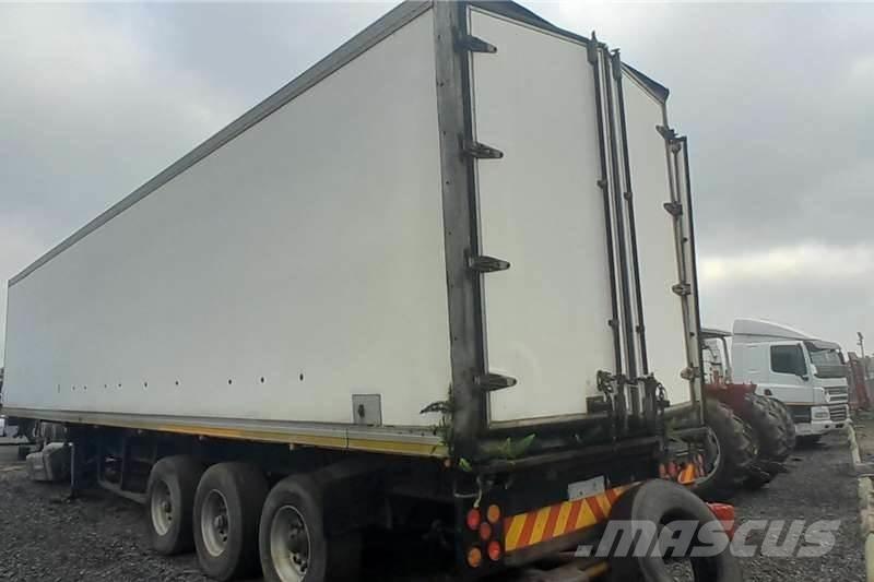  TRAILER 10002000 Övriga bilar