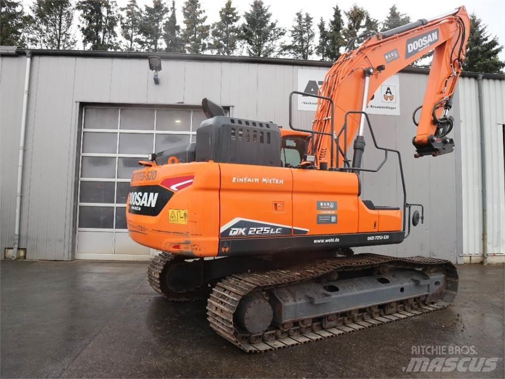 Doosan DX225LC-7 Bandgrävare