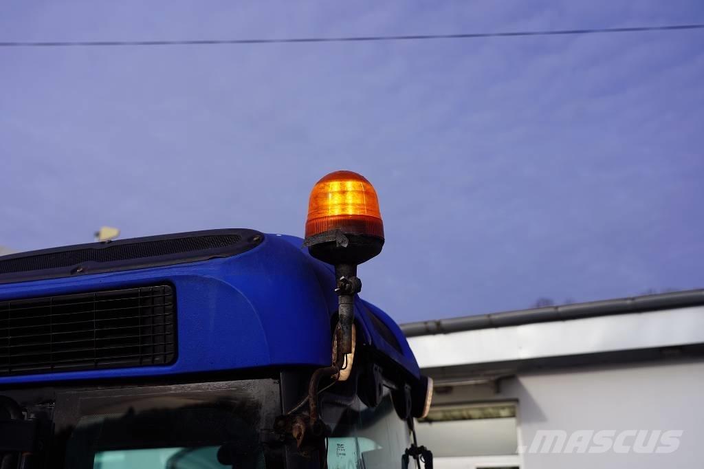 New Holland TN70NA Traktorer