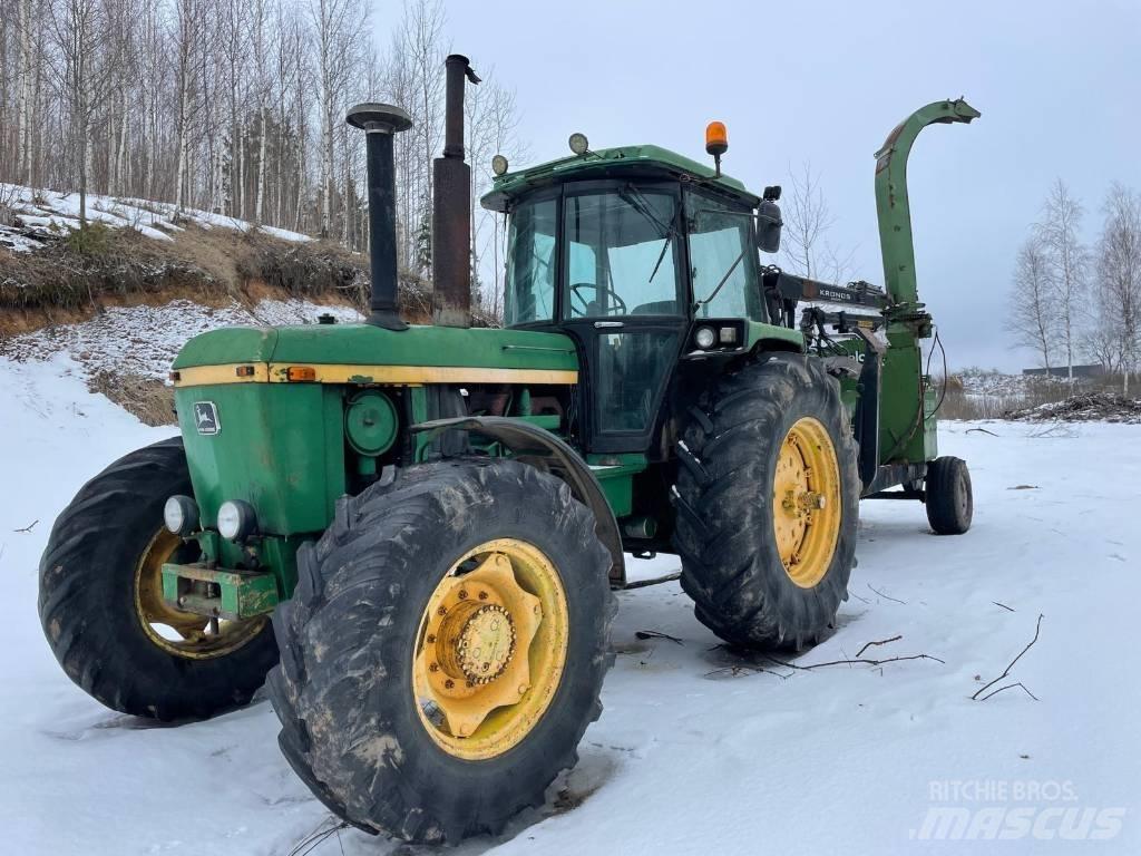 John Deere 4240 S Traktorer