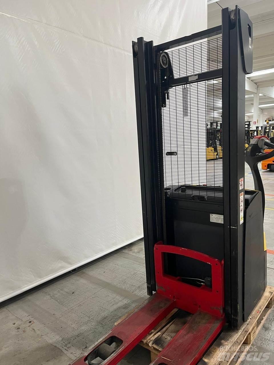 Hyster S1.2 Staplare-led