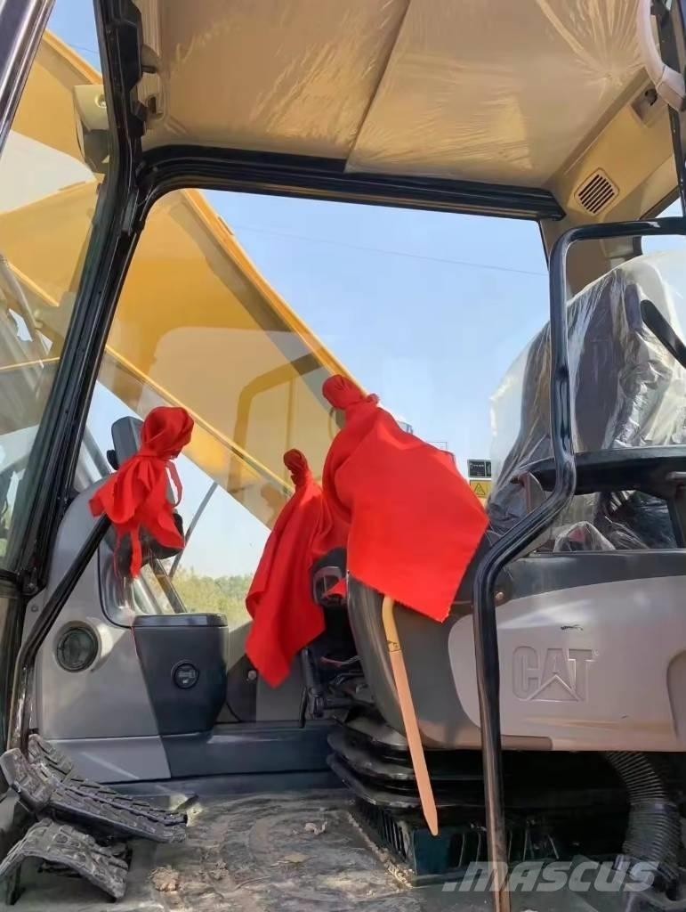 CAT 324 D Bandgrävare