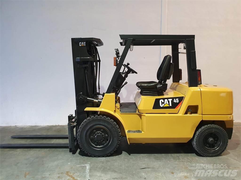 CAT DP45K2 MC Dieselmotviktstruckar