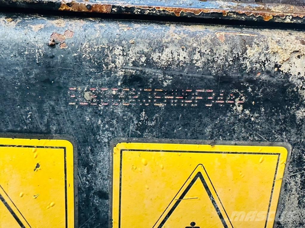 JCB 3 T ST Minidumprar