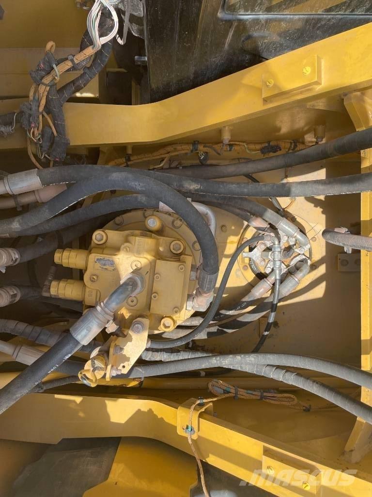 CAT CAT330GC Midigrävmaskiner 7t - 12t