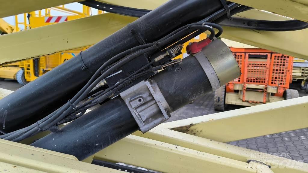JLG 3246 ES Saxliftar