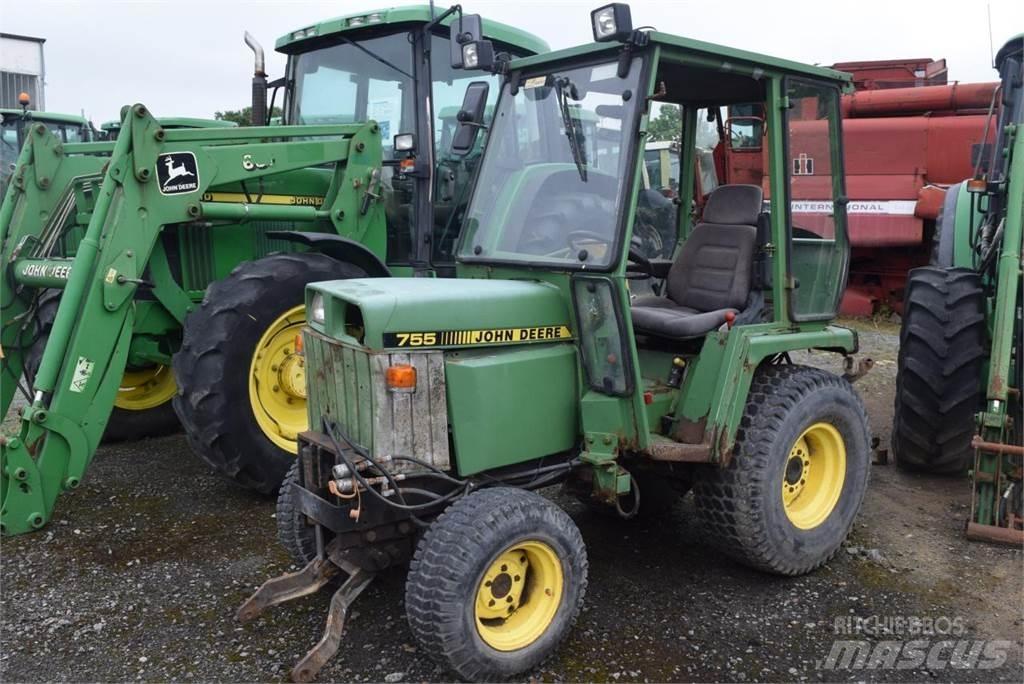 John Deere 755 Traktorer