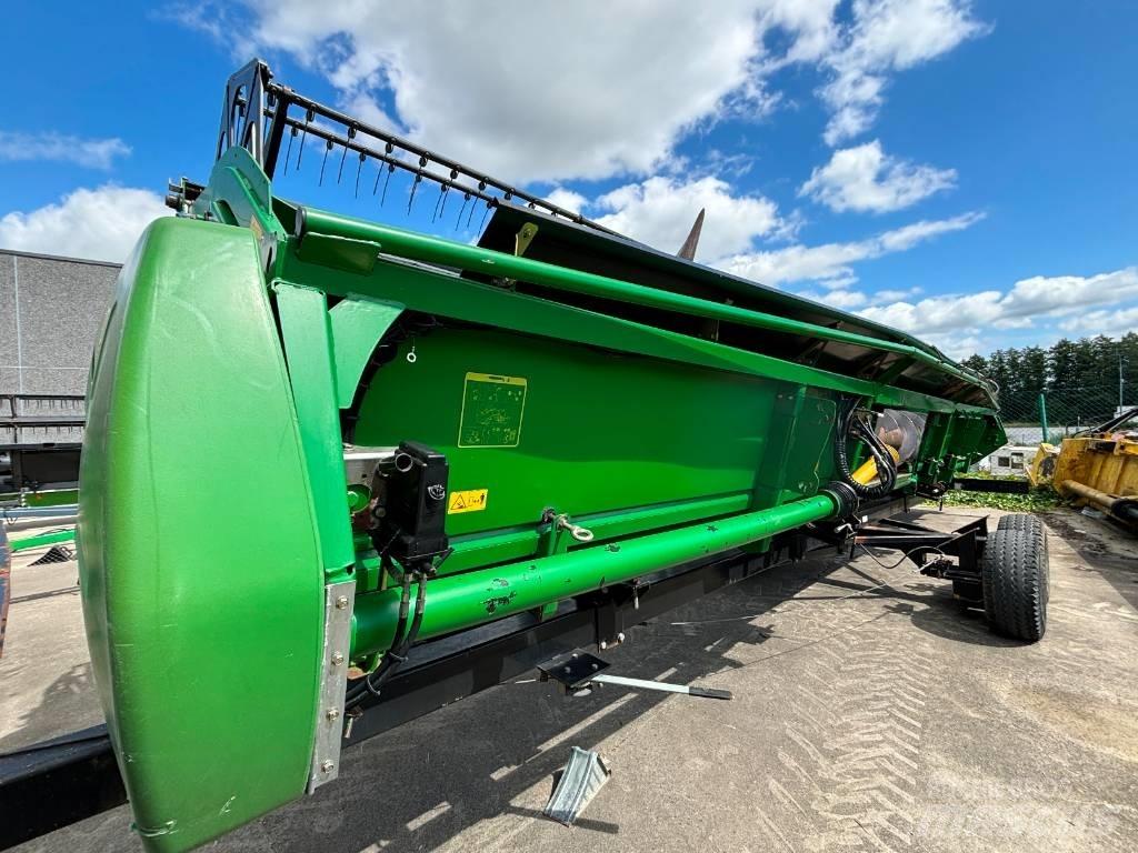John Deere T 670 i Skördetröskor