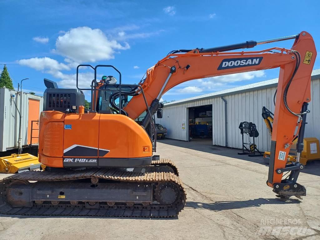 Doosan DX140LC-7K Bandgrävare