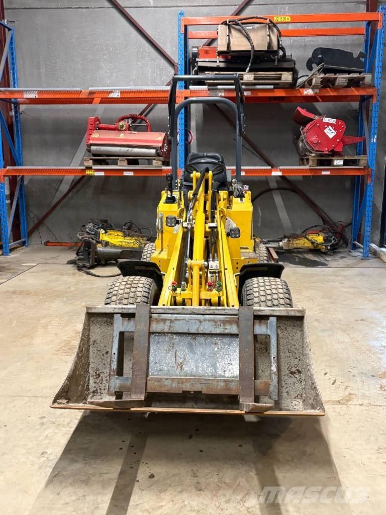 Knikmops KM 130 Hjullastare