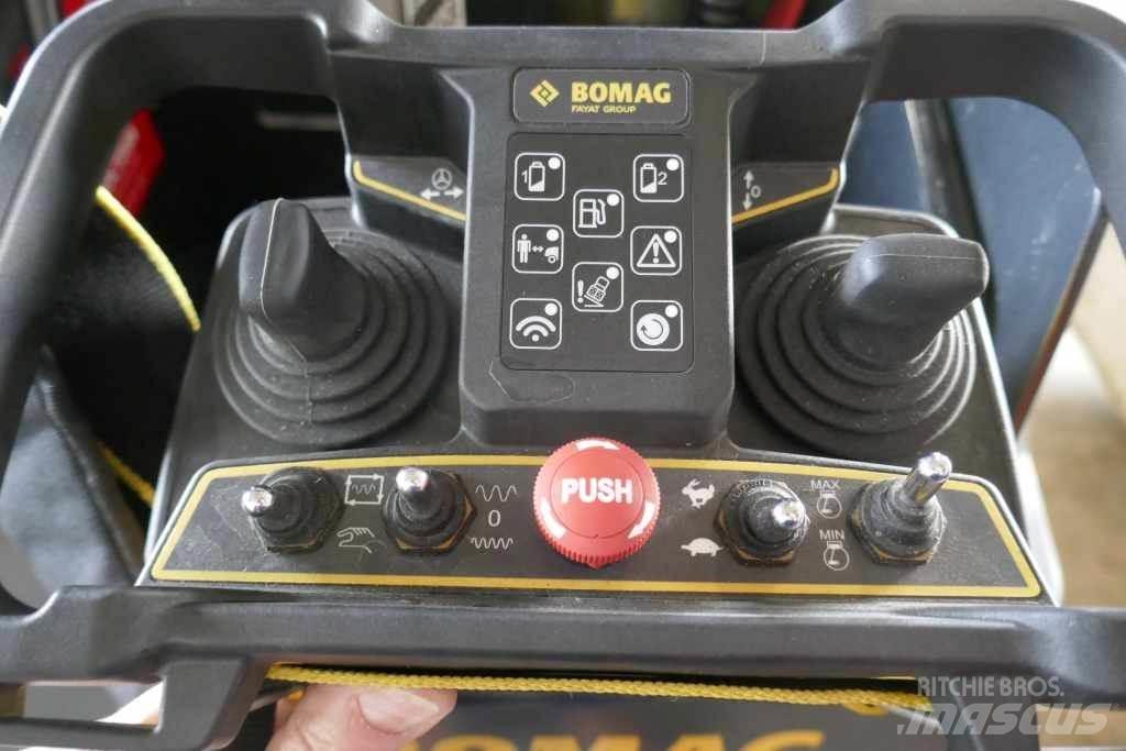 Bomag BMP 8500 Gräsmattevältar