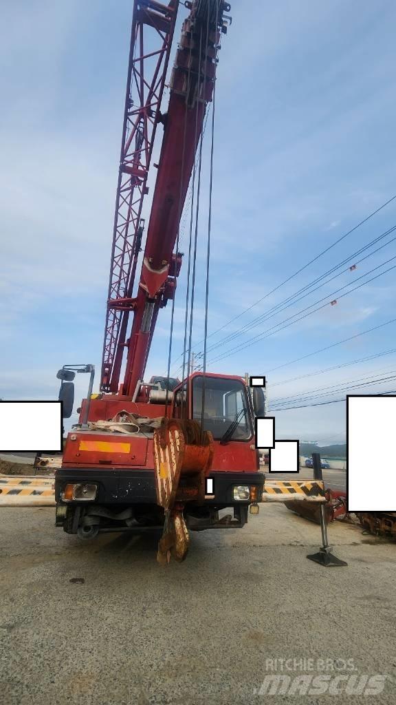 Liebherr LTM 1055-1 Allterrängkranar