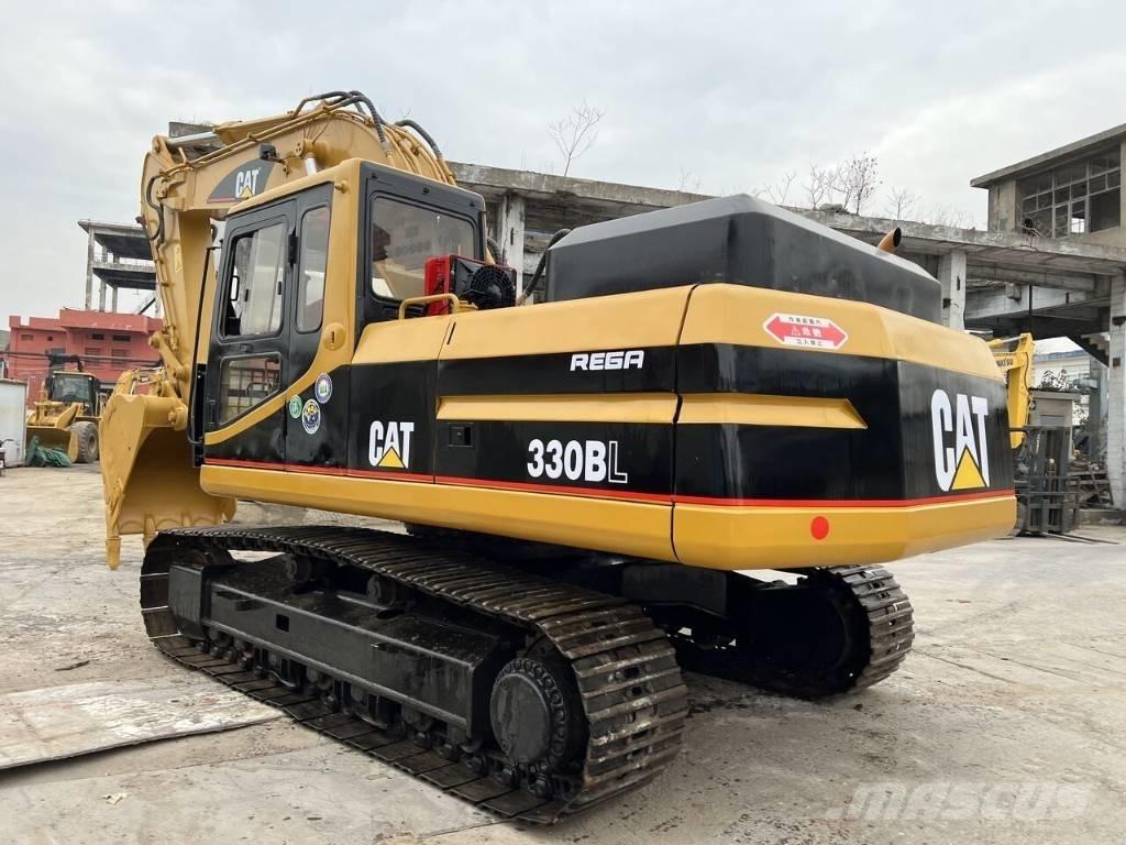 CAT 330 B L Bandgrävare