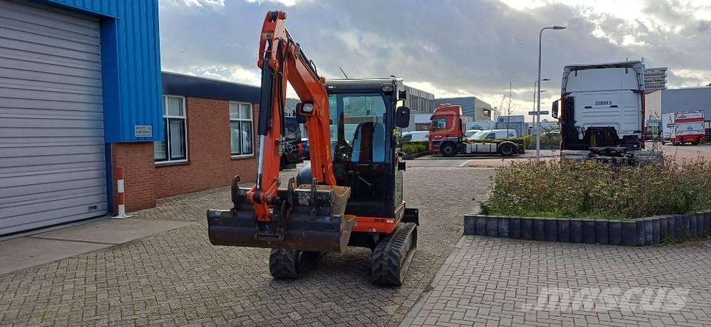 Kubota U 27-4 Minigrävare < 7t