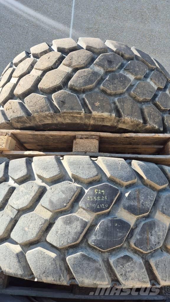 Bridgestone 23.5R25 Däck, hjul och fälgar