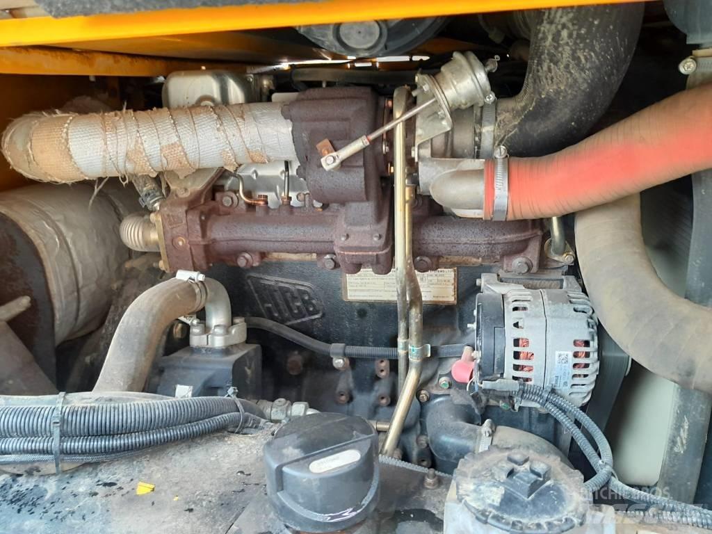 JCB 6 TST Minidumprar